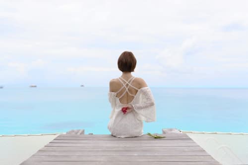 女性