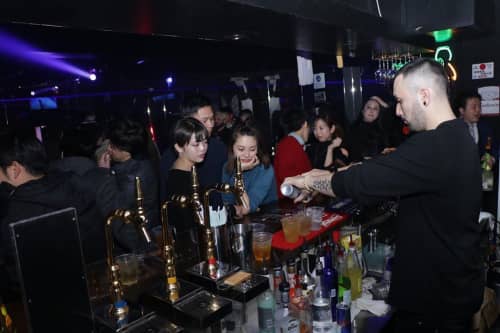 KOBE007の店内