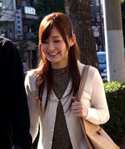 石原莉奈