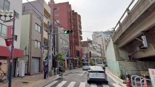 白い巨乳鶯谷店の行き方