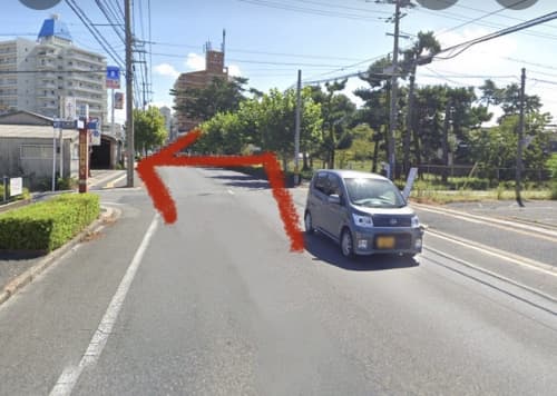 道案内左折