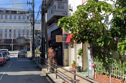 安里駅前