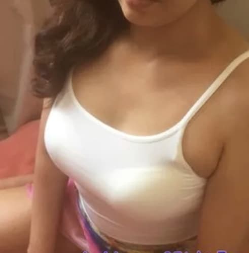自巨乳美女画像