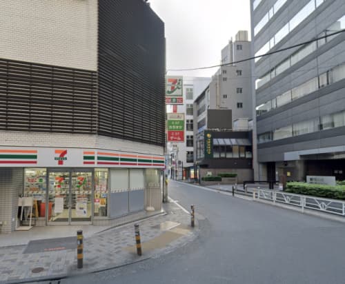 グランデュオの行き方・周辺