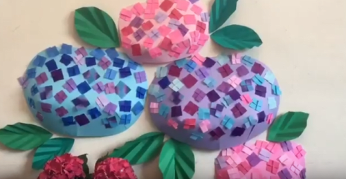 あじさいで壁面を彩る簡単な作り方 折り紙でかわいい飾りに 保育園にもおすすめ