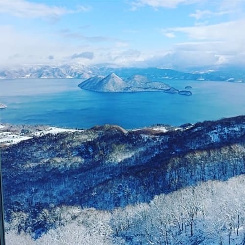 北海道 19 洞爺湖温泉冬まつりで花火とイルミネーションを楽しむ