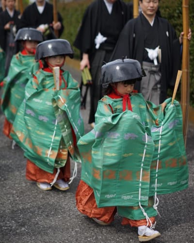 19年gwどこ行く 日本三奇祭の一つ 滋賀の鍋冠まつりとは