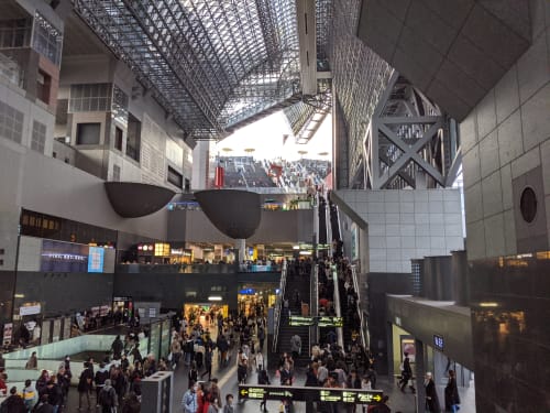 京都駅での待ち合わせ場所はここ 大人数でも会いやすい場所や近くにトイレ有りもご紹介