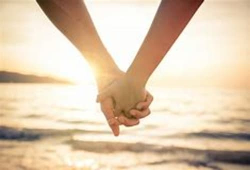 泣ける 遠距離恋愛や片思い中に沁みる歌 グッとくる歌詞も紹介