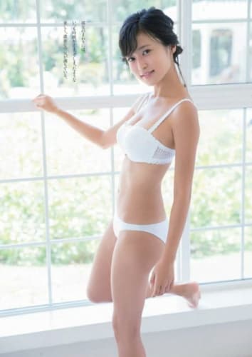 画像付き 小島瑠璃子のeカップのエロい胸画像をまとめてみた 視線が釘付け