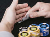 【カジノマニアが解説！】セブ島のカジノは4つ！ドレスコードやゲームのルール・ポーカー事情を体験談と併せて公開！のサムネイル画像