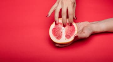 【実録】嫁のオナニーを覗き見る！一人で喘ぐ姿で抜きまくる！のサムネイル画像