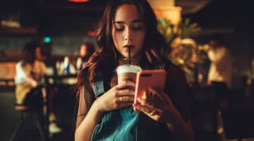 逆ナンされてセックスしたい！どんな男でどんな場所なら逆ナンされる?のサムネイル画像