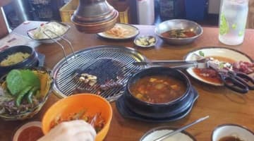 韓国の焼肉の食べ方と日本の違いは？肉の名前は？豚が人気？種類は？のサムネイル画像