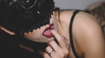 グループセックスの気持ちよさがヤバい！複数だからできることや体験談20選を暴露！のサムネイル画像