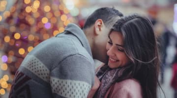 彼氏がキス魔な心理は？キスしたがり系男子の特徴5選【うざい？】のサムネイル画像