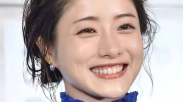 石原さとみ激似AV女優3選！石原さとみとのエロイセックスを妄想させてくれる動画紹介！のサムネイル画像