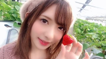 【エロ動画】成海うるみの無修正動画が流出!?Dカップロリ系女優の過激AV5本紹介！のサムネイル画像