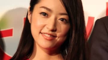 井上真央と松本潤が結婚で引退？熱愛フライデーの真相は？焼肉？紅白？のサムネイル画像