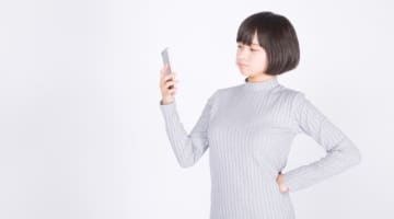 ライン無視をする男の心理は？電話をかけたらめんどくさい女認定？のサムネイル画像