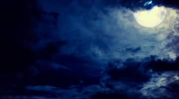 夜這いセックスが燃え上がる！どんな流れがいい？注意点や実体験もご紹介！のサムネイル画像