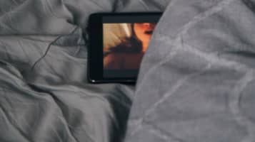 電動オナホとVRの組み合わせがヤバい！ついに時代はバーチャルセックスの時代に！のサムネイル画像
