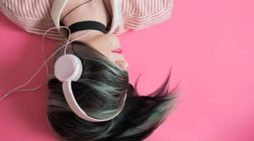 異性がエロい気分になる瞬間とは？その気にさせてエッチしよう！のサムネイル
