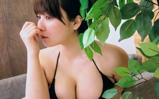 【エロ画像】紺野栞のおっぱいがエロい！グラビア界きっての巨乳のエロ画像まとめのサムネイル画像