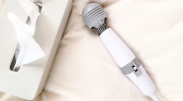 デンマオナニーで絶頂が止まらない！電マの上手な使い方や注意点を伝授♪のサムネイル画像