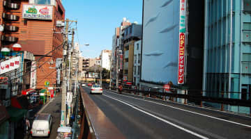 【体験レポ】鶯谷のデリヘル”看板のない人妻店”でお尻プレイしてきた！料金・口コミを徹底公開！のサムネイル画像