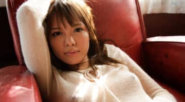 透け乳首のエロさがたまらない！拝めるチャンスはどこにある?のサムネイル画像
