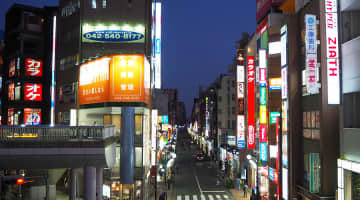 【2024年最新情報】東京の立川で裏風俗遊びするならデリヘルが期待度高め！チャイエスも少し気になる？のサムネイル画像