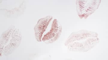 キスだけでイク方法教えます。イク為の大事なポイントと赤裸々な実体験をお伝えします。のサムネイル画像