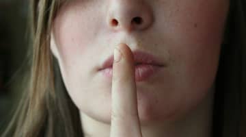 出会い系で人妻に出会える！人妻が夫以外とセックスしたいと思う瞬間とは？のサムネイル画像