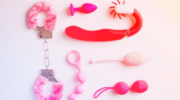 セックスにおすすめのアイテムを紹介！いつものセックスにアクセントを！のサムネイル画像
