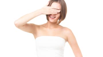 ちっぱいですが何か文句ある?貧乳好きな男性の心理＆コンプレックスから逆転した体験を暴露！のサムネイル画像