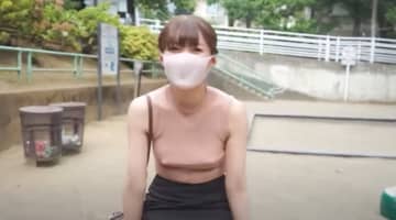 Youtubeで乳首が見えるおすすめ動画やギリギリ見えそうな動画も紹介！【2025年】のサムネイル