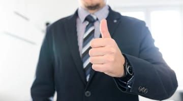 巨根を自慢したがる男性と隠したがる男性の違い！巨根って何㎝から？女性の本音も調査！のサムネイル画像