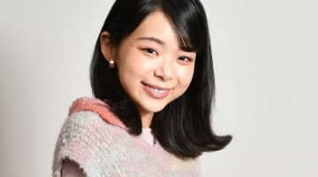 趣里のおっぱいがエロすぎる！乳首・水着・エロが流出！のサムネイル画像