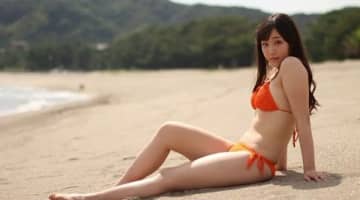 【エチ画像】譜久村聖のアダルトチックな水着まとめ！巨乳がこぼれそう！のサムネイル画像