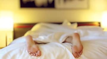 処女喪失は痛い？初体験の感覚や体験談を赤裸々に告白！のサムネイル画像