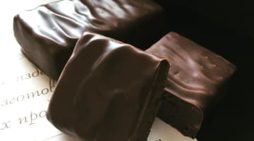 糖質制限中にチョコレート！「カカオを使用したレシピ」・「通販サイト」紹介！のサムネイル画像