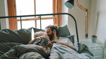 彼女との初セックスはこれで完璧！タイミングと心得を伝授！のサムネイル画像