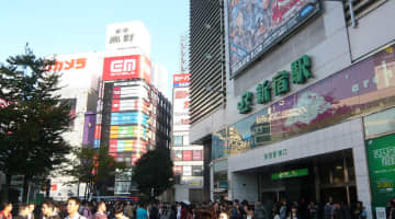 【体験談】新宿のデリヘル”デザインプリズム”ショートヘアのYちゃんと濃厚エッチ！料金システム・口コミを徹底公開！のサムネイル画像