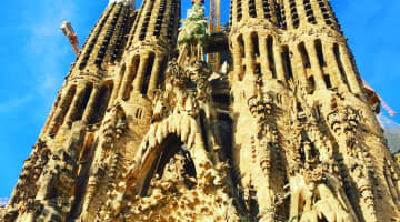 実際に行ってみた！バルセロナに着いたらどこいく？絶対押さえるべき観光スポット4つ！のサムネイル画像