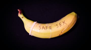 セルフフェラのやり方とは？身体が固くてもできる!?のサムネイル画像