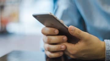 セフレを自然に誘う方法って？嫌がられない誘い方を徹底解説のサムネイル