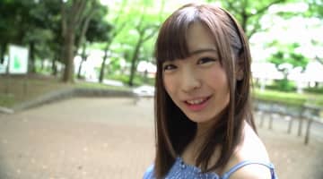 【動画付き】佐々波綾の無修正動画が流出⁉小柄でもナイスバディなアイドル級美女の過激動画5本紹介!のサムネイル画像