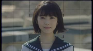 【エチ画像】浜辺美波のエロさ際立つ！セクシーさを感じさせるエロい画像まとめ！のサムネイル画像