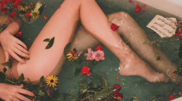ローション風呂を試したことある？ドロドロに溶け合いながらヤるセックスにハマっちゃうかも♡のサムネイル画像